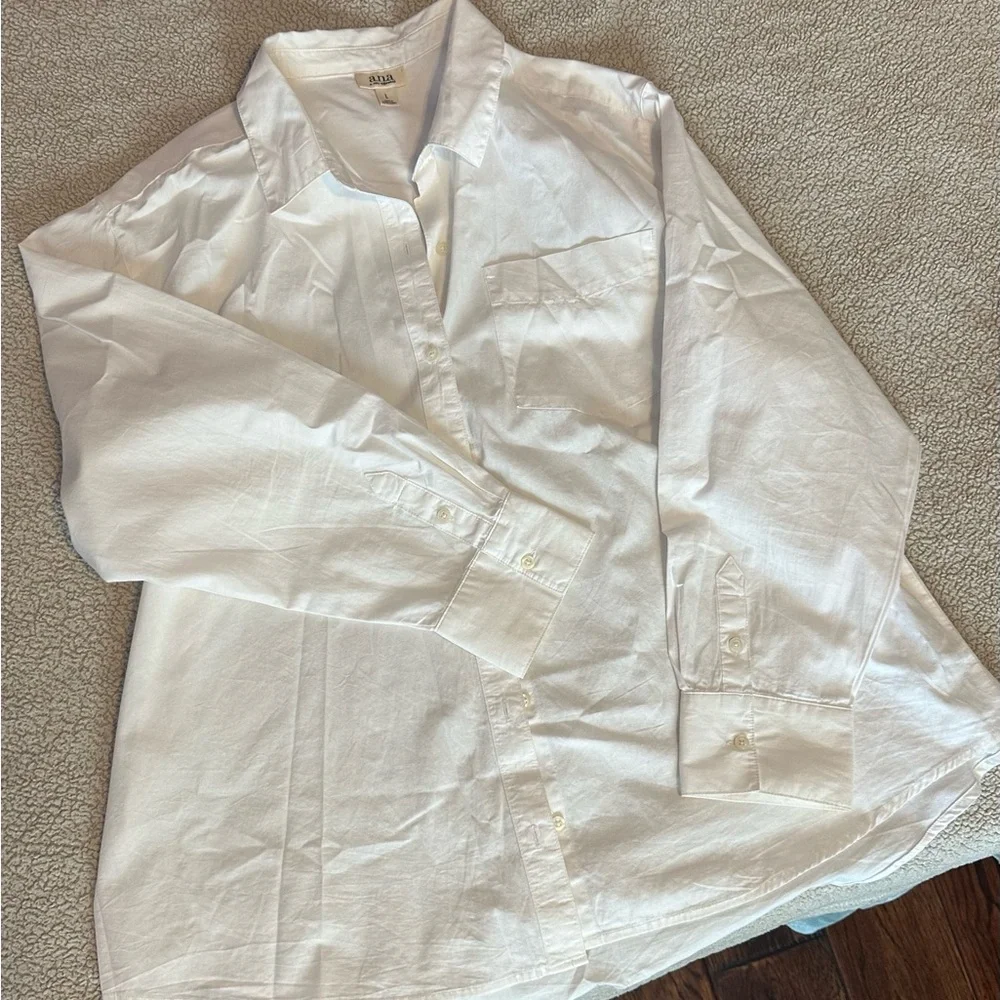 White button up - Picture 2 of 2